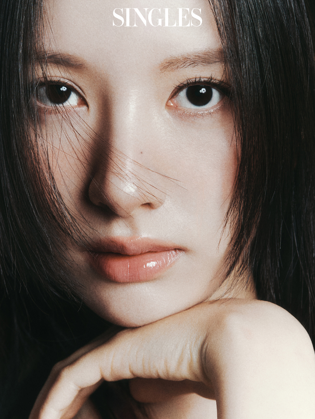 배우 김지연의 싱글즈 화보 이미지. 김지연,보나,우주소녀보나,배우김지연,우주소녀 보나 화보,김지연 화보,스물사섯 스물하나 김지연, 귀궁 보나 